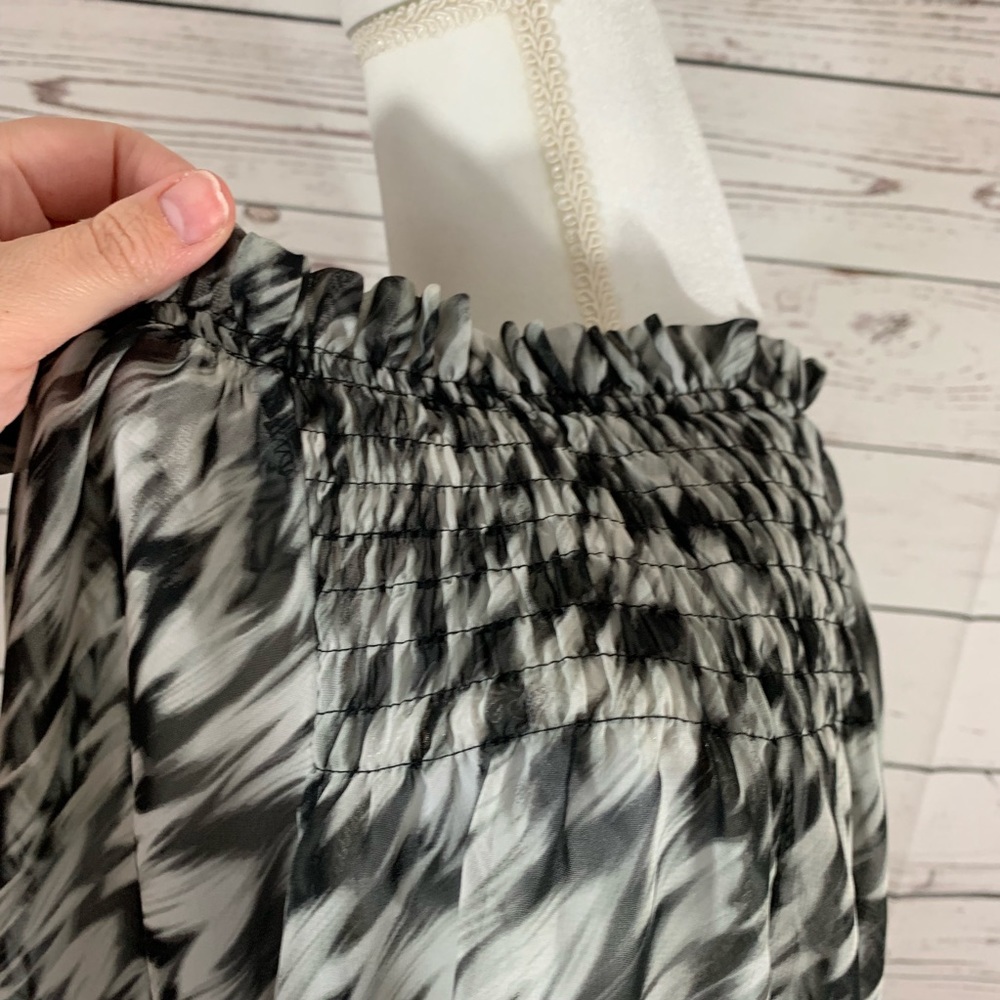 Worthington semi-sheer button down blouse - Picture 6 of 8